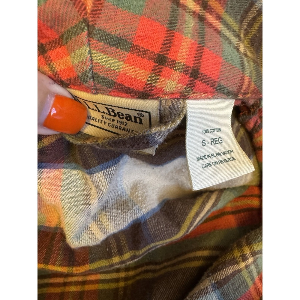 L.L. Bean Plaid Flannel Robe - Picture 2 of 4